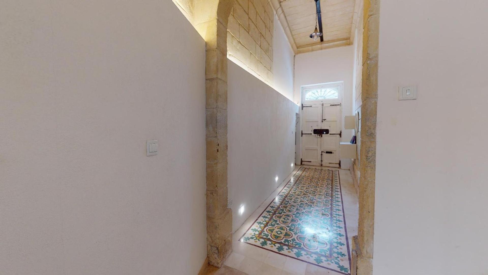 Double Bedroom In St Julians In Shared House San Ġiljan