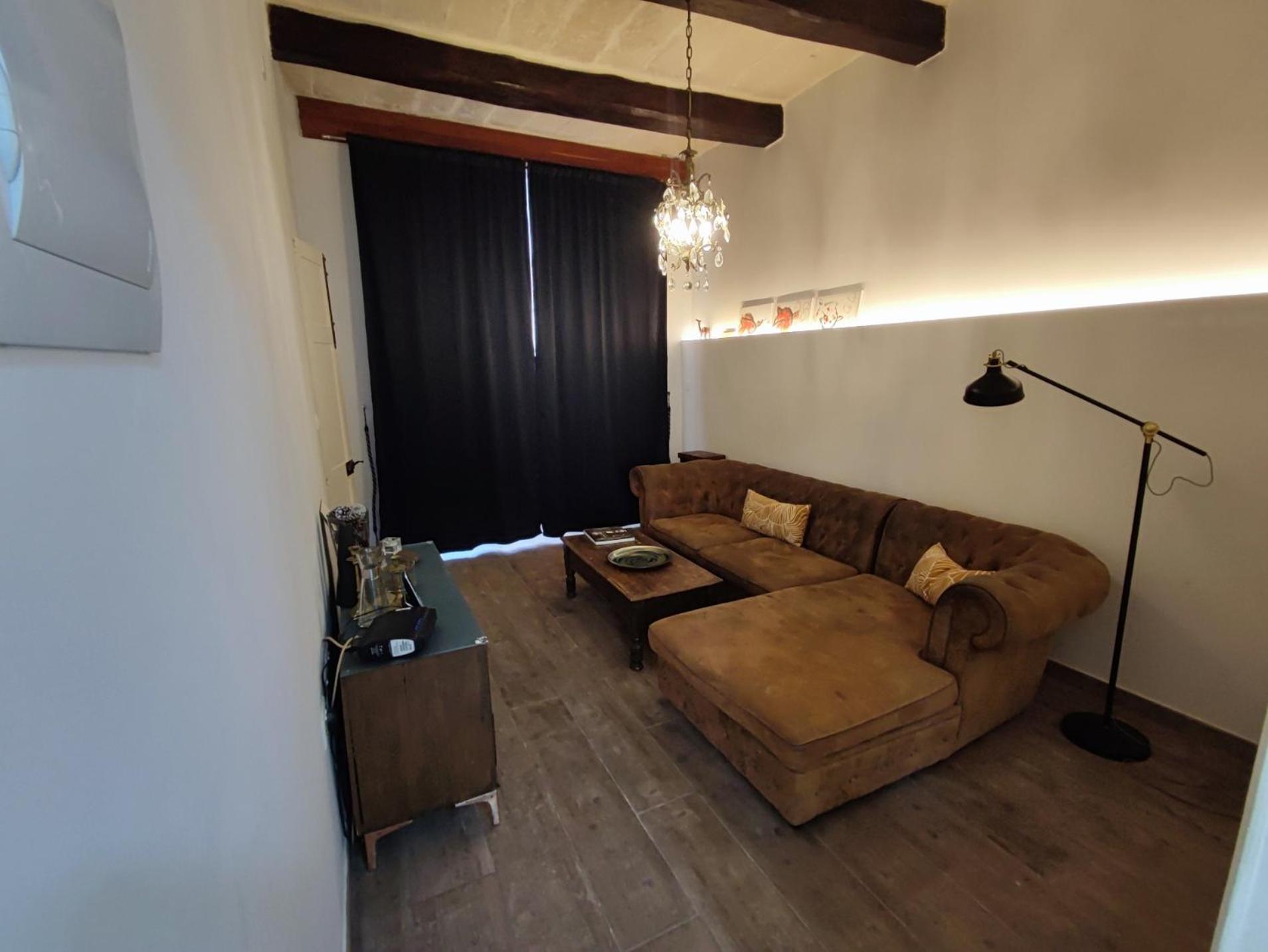 Double Bedroom In St Julians In Shared House Gazde/Camere de închiriat